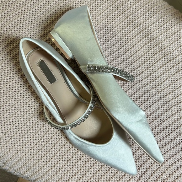 Be Mine Bridal Flats - Picture 3 of 3